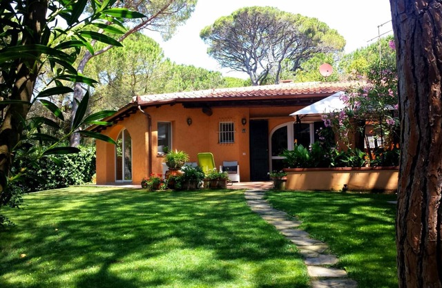 Lovely Villa in the exclusive Pinewood of Roccamare