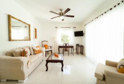 Lovely 3-Bed 2-Bath Retreat