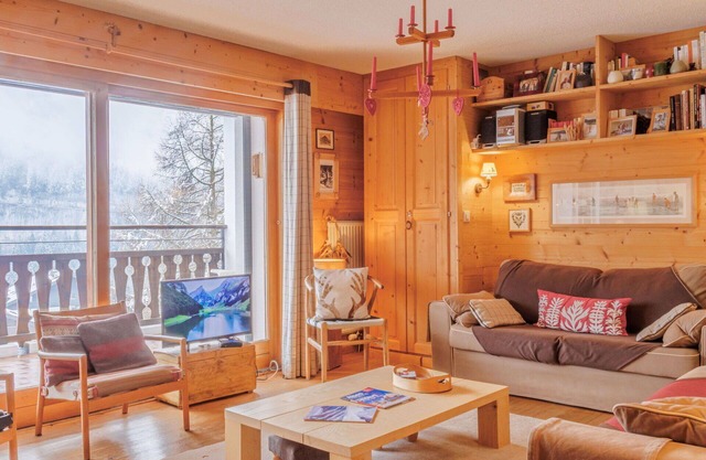 Lovely apartment for 4 people with WIFI, TV, balcony and panoramic view