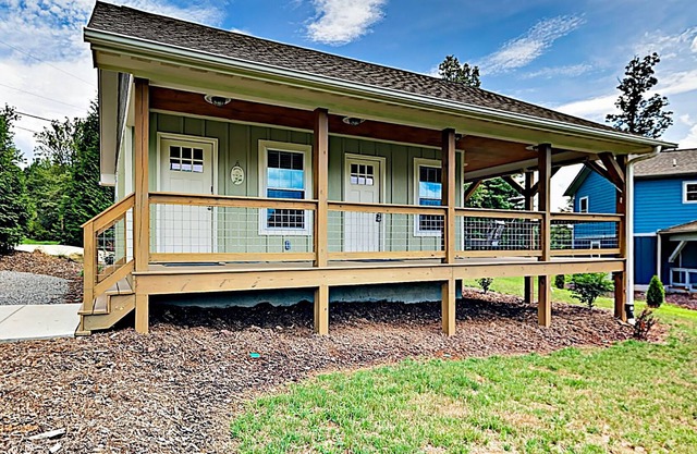 Lovely New Cottage with Deck & Firepit | Minutes to Town & Adventures