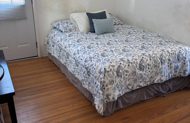 Lovely studio in Castro Valley SF Bay Area for a cozy getaway