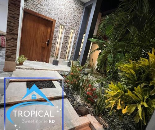 Lujosa casa con piscina privada