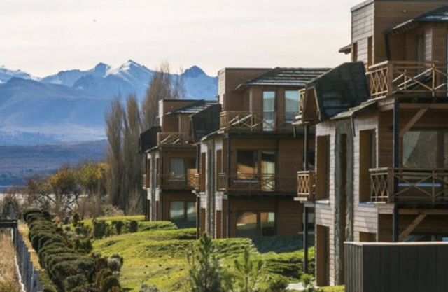 Lujoso Departamento con Costa del Lago Nahuel Huapi con Seguridad Privada -5 PAX