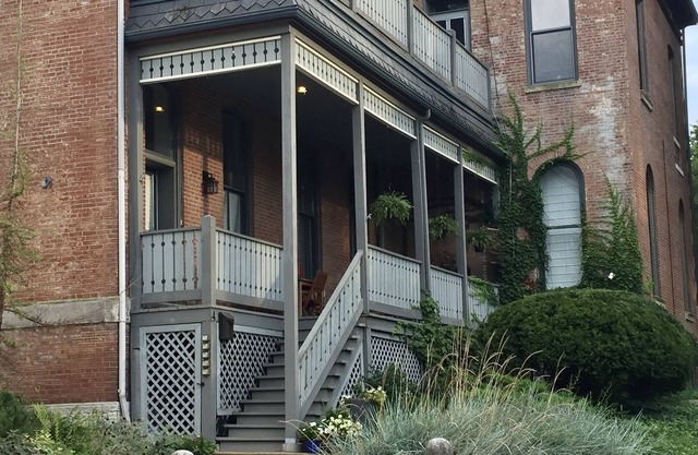 Luxe Accommodations In Historic Lafayette Square