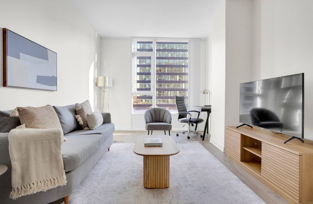 Luxe San Jose 1BR w/Gym & Pool, good access to 280 & 101, by Blueground