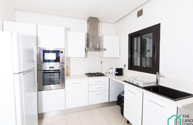 Luxueux Apt avec Jardin et garage privés @ Marsa