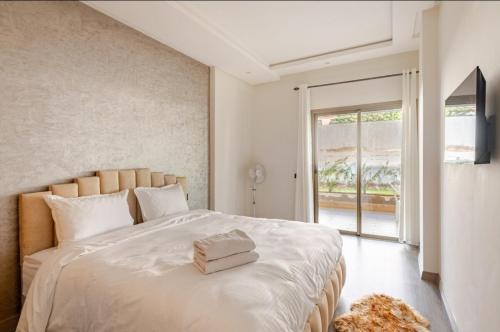 Luxurious Apt with Pool&Sea View