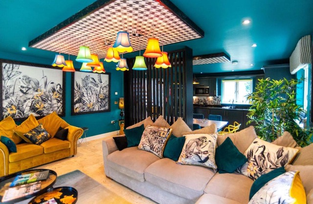 Luxurious Cosy And Contemporary 4 Bedroom Villa - Trewhiddle V3