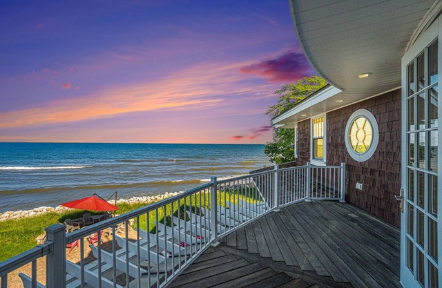 Luxurious Short-Term Rental in South Haven, Michigan – Lakeside Escape with Premium Amenities