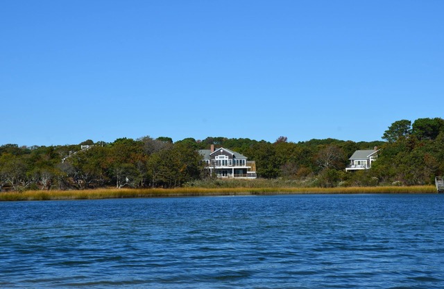 Luxurious Waterfront Retreat in Southampton: Breathtaking Views, Pool, and More!