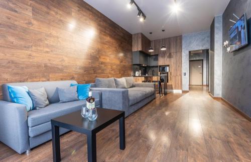 luxury apartments Smartplaza Obolon metro Minskai