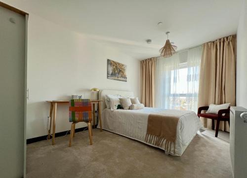 Luxury Double Bed En-Suite in London
