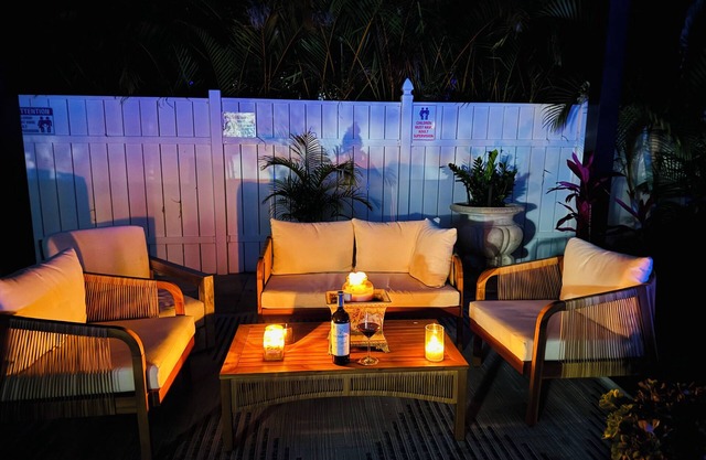 Luxury Escapes Home with Heated Pool & Spa Near IMG and Siesta Key Beach.