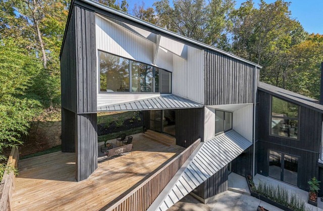 Luxury Hideaway nearly 9000 Sq Ft with Elevator & Huge Deck