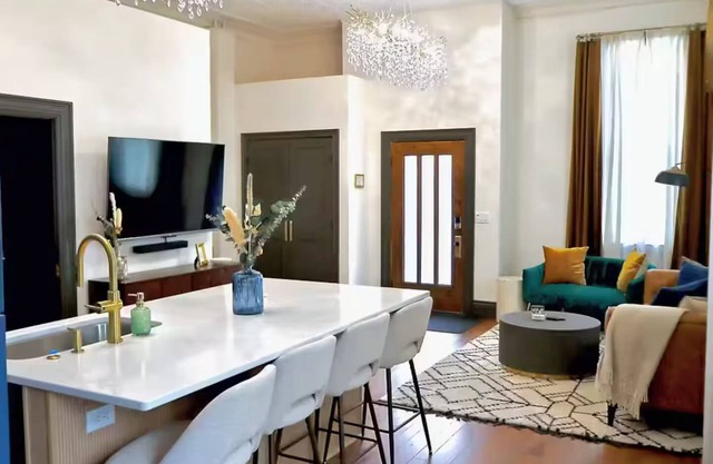 Luxury Historic 2BD - Modern Comfort Near Downtown, Steps Away from New Bakery