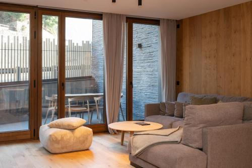 Luxury Mountain Stay in Andorra Acces to Pool Sauna and Gym Near to Hikes l by BonesVacances