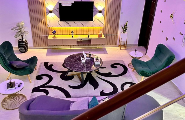 Luxury Shortlet Apartment LBS, AJAH