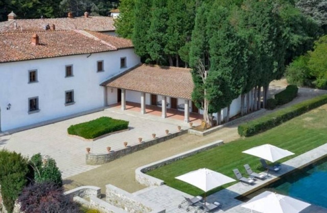 Luxury Villa 30 minutes driving from Florence