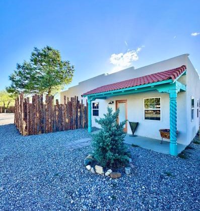 LUXX - Two Bedroom Suite - Bunk Room