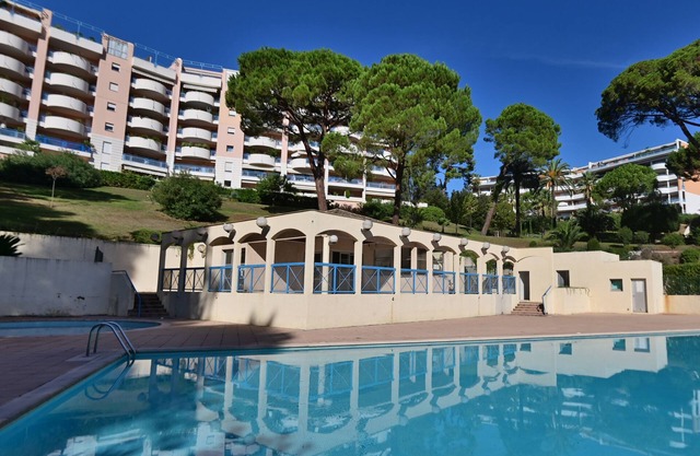 Magnificent renovated apartment in the heart of the Domaine des Palmiers