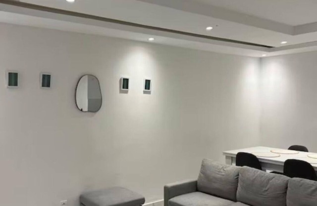 Magnificent studio in a hamlet near the monument