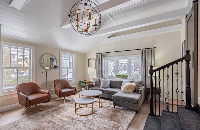 Main Street Delight 1bedroom