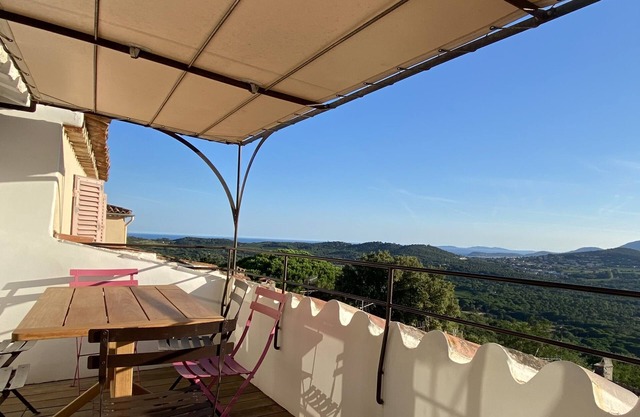 Maison de Village Avec vue Exceptionnelle, Presqu'île de Saint Tropez