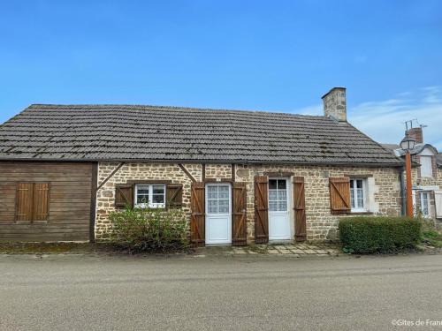 Maison familiale paisible à Rabodanges avec jardin, idéale pour la randonnée - FR-1-497-237
