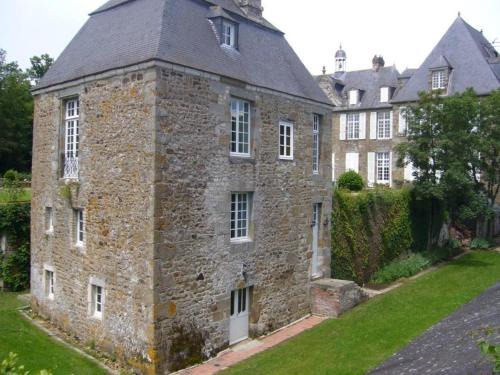 Maison historique avec cheminée en plein cœur de la Suisse Normande - FR-1-497-54