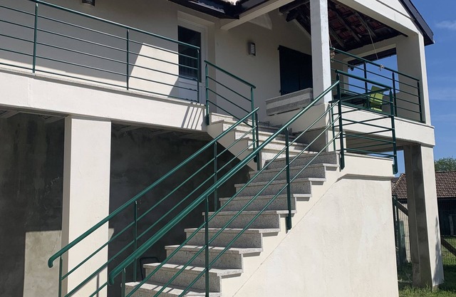 Maison Indépendante Idéalement Située