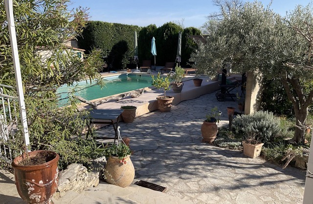 Maison Provençale Proche de Lourmarin, au Cœur du sud Lubéron