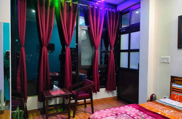 MangalMurti Himalyan Hotel
