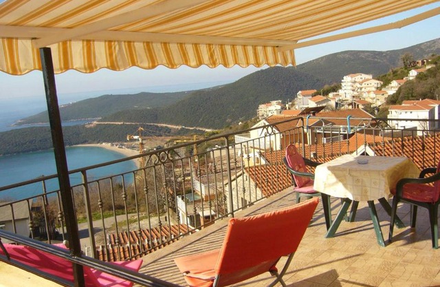 MARINOVIC APARTMENTS
