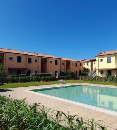 Max house a un passo dal mare