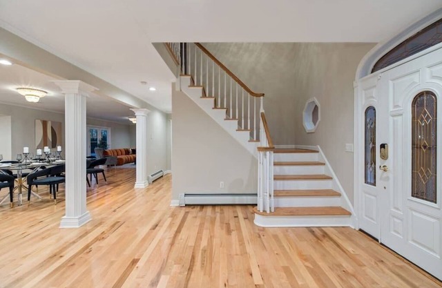 Mesmerizing and Luxurious Home