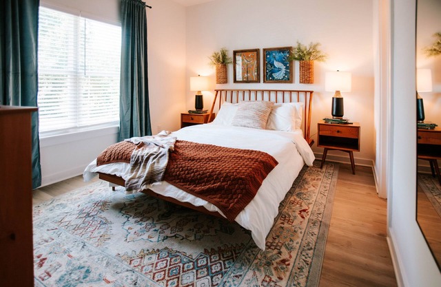 Mid-Term Discounts - Near Downtown, UGA, Hospital