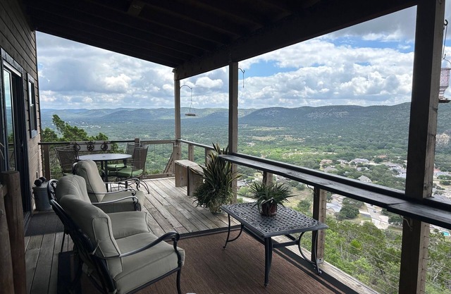 Million dollar views and pet friendly