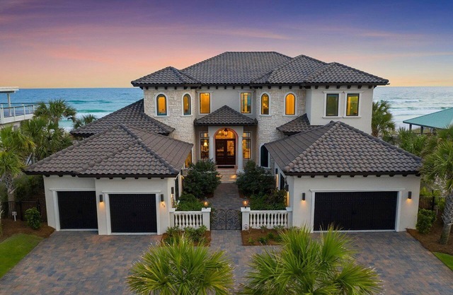 Miramar Beach 221 - Six Bedroom Villa, Sleeps 20