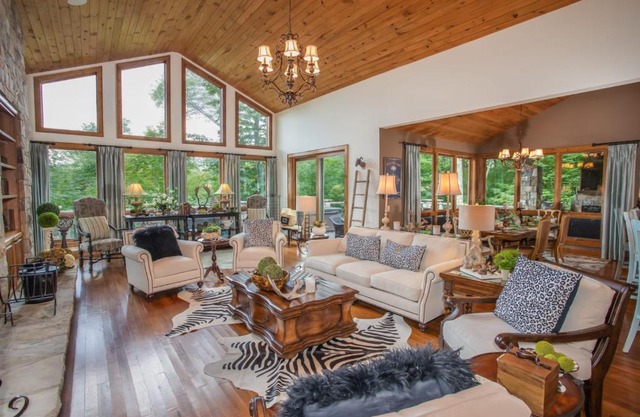 Misty Mountain Manor