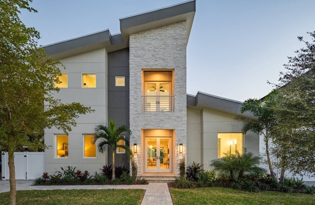 Modern 6BR Sarasota Getaway w/Heated Pool & Rooftop Terrace