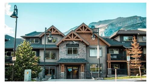 Modern Comfort in Canmore, Ideal for Couple & Families