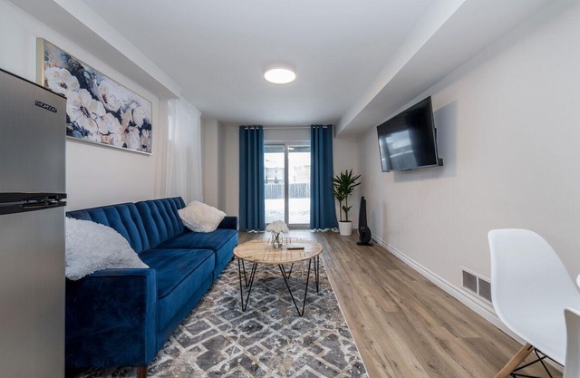 *Modern & Cozy* 1 Bdrm W/Fast Internet & Smart TV