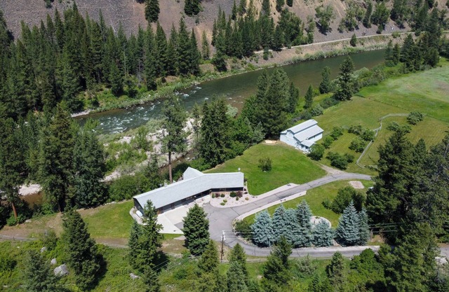 Modern home with hot tub/sauna on 7-acres along the infamous Blackfoot River