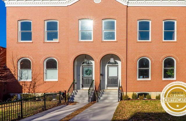 Modern Lafayette Square | Deck / ABODEbucks