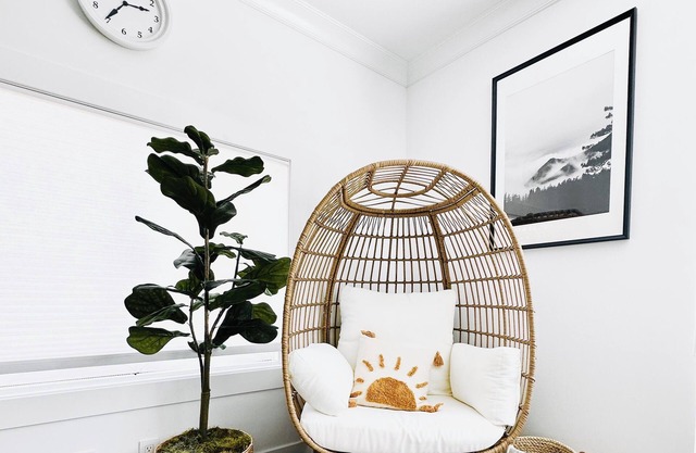 Modern Oasis walking distance to Birmingham