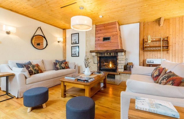 Modern Rustic Chalet, Sixt, Near Samoens Skiing, Amazing Views & Hiking