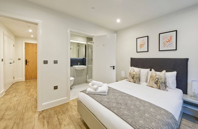 Modern Two-Bedroom Haven in Colindale