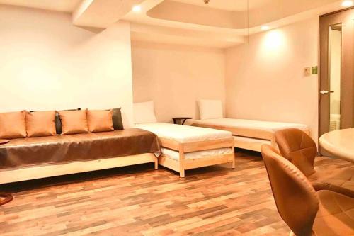 MolinHotels205-札幌市定山渓天然温泉に紅葉シーズン到来-1Room S-beds6