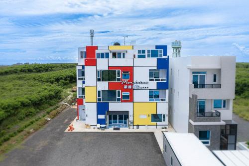 Mondrian Guest House
