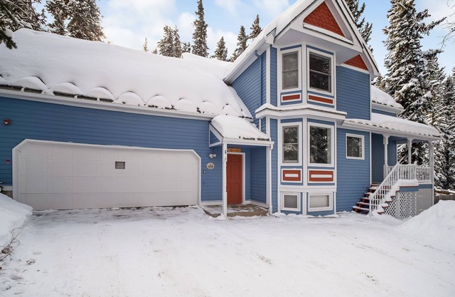 Moonstone House Breckenridge: Mtn Seclusion & City Convenient